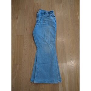 Abercrombie Fitch The Flare Ultra High Rise Jeans Light Wash Distressed Sz 37 24